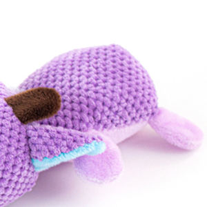 Jouet pour animaux de compagnie en tissu doux et rembourrage synthétique Screaming Cow Duck YM4024 20*12 CM Jouet en peluche avec un design de canard ou de vache - Product Image 3