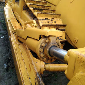 Bulldozer KOMATSU D155 d'occasion avec de superbes performances  Bulldozer KOMATSU D155Ax - Product Image 6