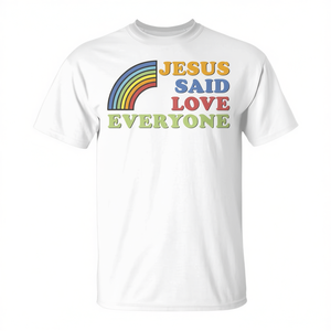 T-shirt promotionnel « Jésus a dit : Aimez tous les hommes » avec motif arc-en-ciel - Product Image 2