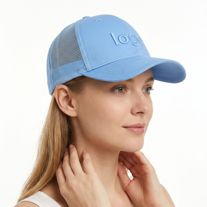 Casquette Trucker en Maille Dobby Bleu Clair avec Logo Brodé sur le Panneau Avant, Réglable, Unisexe, Style Sportif Urbain Décontracté, Quatre Saisons, 6 Panneaux - Product Image 6
