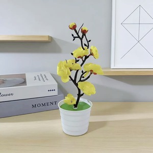 Bonsái Artificial de Flor de Invierno Simulada, 7 Flores, 2 Capullos, Planta en Maceta Miniatura, Flor Artificial para Decoración de Entrada, Hogar y Estudio - Product Image 4