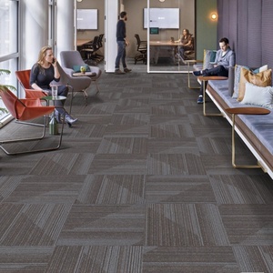 Piastrelle per Moquette a <span class=keywords><strong>Taglio</strong></span> Diagonale Antiscivolo e Fonoassorbenti con Striscia Graduale, Tappetino Modulare per Uffici e Edifici - Product Image 3