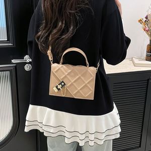 Retro Solid Color <b>Small</b> square <b>Bag</b> with Versatile Temperament Crossbody <b>Bag</b> with Niche Design Hand-held <b>Shoulder</b> <b>Bag</b> - Product Image 3