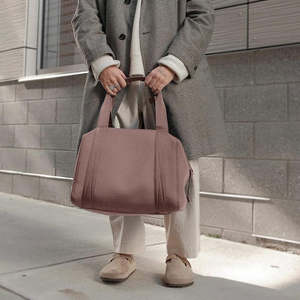 कस्टम 2025 नियोप्ररीन, डफ़ल वाटरप्रूफ जिम सप्ताहांत रात बैग फोल्डेबल टोट शैली पुरुषों/महिला यात्रा खेल भंडारण/ - Product Image 6