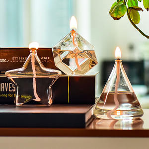 <span class=keywords><strong>Lampada</strong></span> <span class=keywords><strong>a</strong></span> olio di <span class=keywords><strong>vetro</strong></span> riutilizzabile vuota fatta <span class=keywords><strong>a</strong></span> mano <span class=keywords><strong>lampada</strong></span> <span class=keywords><strong>a</strong></span> candela di olio di <span class=keywords><strong>vetro</strong></span> liquido di <span class=keywords><strong>vetro</strong></span> borosilicato <span class=keywords><strong>per</strong></span> la decorazione domestica - Product Image 5