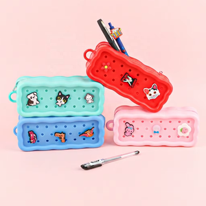 Porte-monnaie en silicone grande capacité Gangru <span class=keywords><strong>pour</strong></span> filles - Portefeuille étanche à chaîne avec breloques de dessins animés et fleurs <span class=keywords><strong>pour</strong></span> chaussures, écologique - Product Image 3