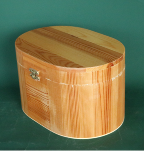 Urna Funeraria Artigianale in Legno Naturale con Coperchio a Cerniera - Product Image 3