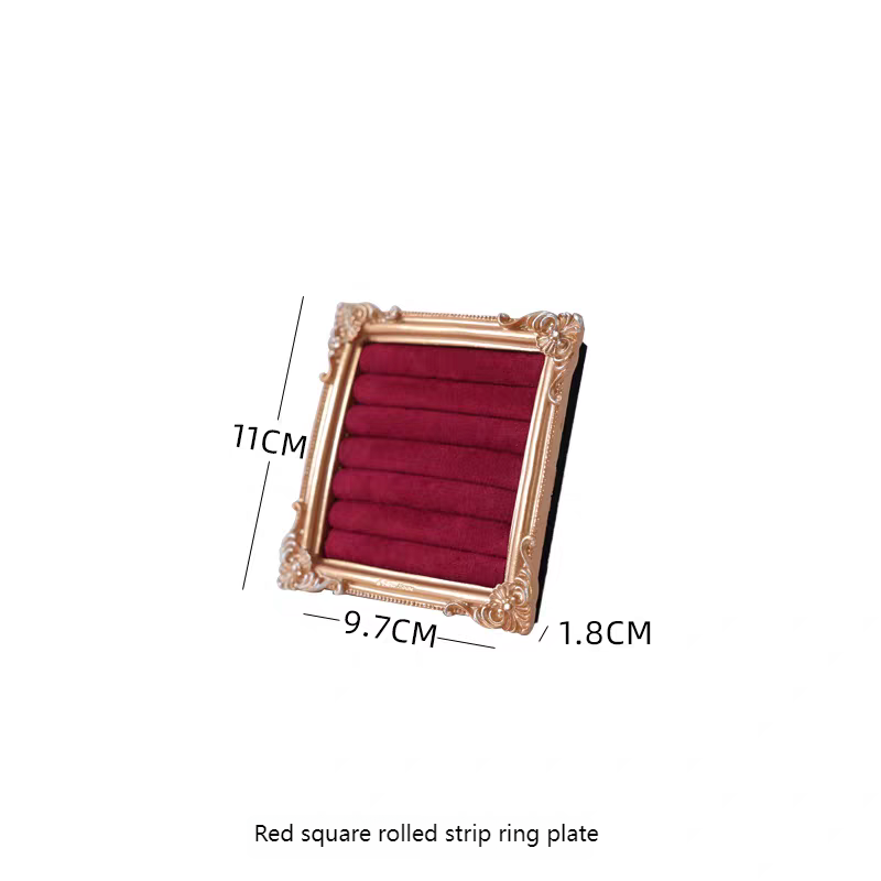 Red square rolled ring plate