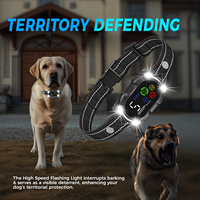 Collier anti-aboiement avec lumière clignotante à haute intensité, vibration de choc sans cruauté, puce intelligente anti-faux déclencheur pour toutes les races de chiens