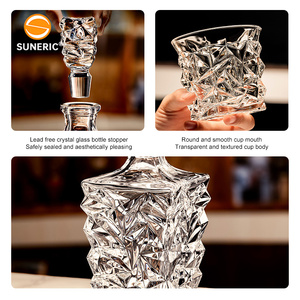 OEM Gift Box Set da 7 pezzi <span class=keywords><strong>bottiglia</strong></span> di Whisky <span class=keywords><strong>e</strong></span> <span class=keywords><strong>bicchieri</strong></span> con supporto vassoio per Home Shot Glass di vino di cristallo Decanter Whisky Box Set - Product Image 5