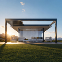 Pergola bioclimatique de luxe Addossata en aluminium motorisée avec portes coulissantes en verre pour extension de maison et balcon