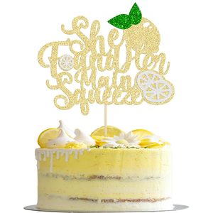 1 unidad de decoración para pastel con la frase 'She Found Her Main Squeeze' y purpurina, para fiesta de despedida de soltera, boda y compromiso con temática de limón - Product Image 1