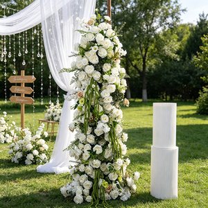 Fondo de flores artificiales de seda románticas hechas a mano, rosas de tacto real para decoración de bodas - Product Image 1