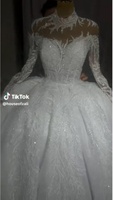 Robe de Mariée Africaine Sur Mesure 2026 à Manches Longues, en Dentelle Perlée, Col Haut, Robe de Princesse Scintillante et Jupe Volumineuse