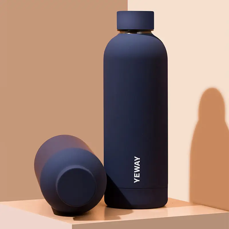Yeway-bunte doppelwandige Edelstahl-Wasser flasche, matte Farbe, kleiner Mund, Großhandel, maßge schneidert, Outdoor-Sport