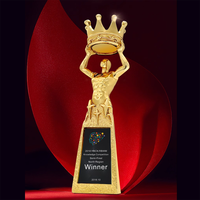 Trophée de la couronne sur mesure Creative Resin Team Glass Trophy Production Gravé Fitness Beauty Beauty Champion Medal