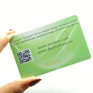 Tarjetas de Visita de PVC Impresas Personalizadas, Entrega Rápida - Product Image 4