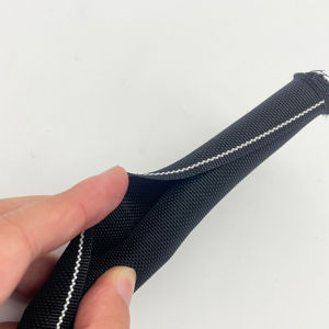 Gaine de gestion de câbles textile tressée auto-fermante HongDun en monofilament et multifilament, anti-moisissure, anti-fongique, isolante - Product Image 1
