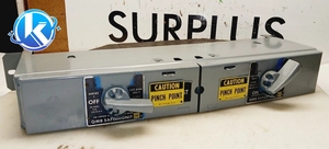 ORIGINAL SUPPLY QMB-303-T Tableau de distribution double 30 A avec fusibles <span class=keywords><strong>SAFLEX</strong></span>, interrupteur 3 pôles 240 VAC LOC # SS102 - Product Image 1