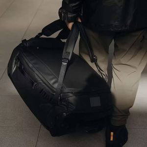 Bolsa de deporte de gran capacidad con logotipo personalizado de fábrica BSCI, impermeable, convertible, para hombre y mujer, para viaje, gimnasio, mochila. - Product Image 5