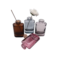 Bouteille en verre noir mat de 150 ml pour diffuseur à bâtonnets avec bouchons, idéale pour l'aromathérapie à domicile et les contenants d'huiles essentielles parfumées – Vente en gros