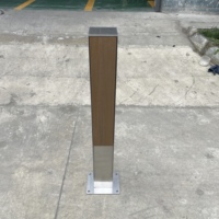 Borne carrée décorative en acier inoxydable 304 CE IP68 à grain de bois, pour entrée de propriété extérieure