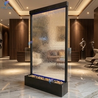 Dinding Air Kaca Dekoratif Dalam Ruangan dengan Bingkai Baja Tahan Karat 304, Fitur Air LED Kustom untuk Hotel, Pusat Perbelanjaan, Spa