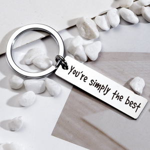 Stile di coppia <span class=keywords><strong>sei</strong></span> semplicemente il miglior portachiavi in acciaio inossidabile ciondolo gioielli di personalità incisa alla moda