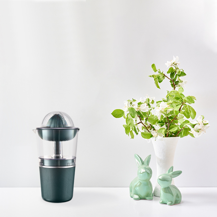 Chargeable USB portable fruit juice maker machine smoothie blender mini mixer bottle orange  citrus extractor automatic juicers