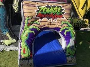 Inflable <span class=keywords><strong>de</strong></span> Aventura para Alquilar: Castillo Hinchable <span class=keywords><strong>de</strong></span> Zombis Caminantes para Celebración <span class=keywords><strong>de</strong></span> Halloween 2026 con Tobogán y Saltos - Product Image 4