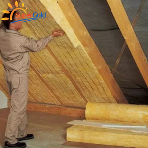 Couverture isolante en <span class=keywords><strong>laine</strong></span> <span class=keywords><strong>de</strong></span> <span class=keywords><strong>verre</strong></span> SuperGold pour l'isolation du toit en pente - Product Image 2