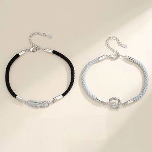 Pulsera de Pareja con Diseño de Estrella y Pluma, Regalo Romántico para el Día de San Valentín, Juego de Pulseras para Enamorados - Product Image 4