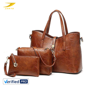 Ensemble de sacs fourre-tout en <span class=keywords><strong>cuir</strong></span> bicolore sur mesure, 4 pièces avec pompon, sacs fourre-tout polyvalents de haute qualité, pour les voyages et l'usage quotidien, pour femmes - Product Image 6