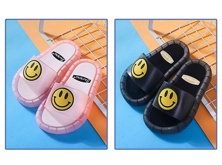 Children's Luminous Slippers Soft PVC Shoes Smile Pattern Non-slip Footwear Kids Slippers for Girls