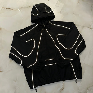 Giacche sportive Streetwear Design personalizzato in Jersey giacca a vento riflettente in Nylon 100% - Product Image 1