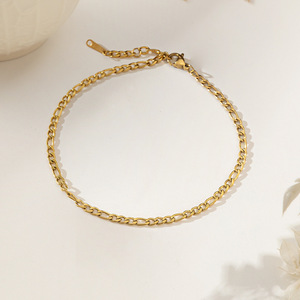 Chaîne à maillons cubains Miami en acier inoxydable plaqué <span class=keywords><strong>or</strong></span> 18 carats mignons bracelets de cheville pour femmes en cadeau - Product Image 4