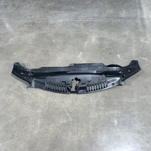 Placa protectora superior del tanque de agua Lexus Is500 Isf 5329553080 para el modelo 2020, pieza de repuesto, material PP - Product Image 3