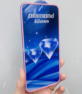 Film de protection d'écran en verre trempé HD avec bords diamantés lumineux pour <span class=keywords><strong>iPhone</strong></span> XR XS <span class=keywords><strong>11</strong></span> Pro 12 13 14 Plus 15 16 Pro Max 17 Air - Product Image 5