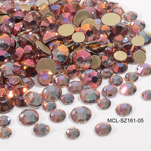 Venta al por Mayor de Piedras de Cristal Redondas Pequeñas y Brillantes de 12 Tamaños Variados, Fáciles de Aplicar, para Decoración de Uñas - Product Image 3