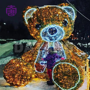 Luces Decorativas Navideñas LED para Exteriores con Diseño de Oso 3D Personalizable, Resistentes al Agua con Clasificación IP65 - Product Image 3