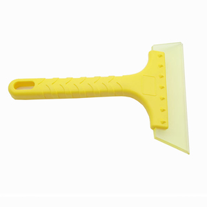 Haute qualité voiture neige brosse grattoir à glace voiture <span class=keywords><strong>pare</strong></span>-<span class=keywords><strong>brise</strong></span> grattoir à glace outil Abs Tpr lavage de voiture <span class=keywords><strong>balai</strong></span> - Product Image 2