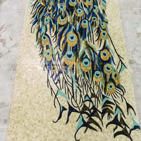 Mosaïque murale de luxe en marbre taillé à la main, motif paon, panneau d'art mural en pierre pour les entrepreneurs en projets hôteliers et de villas