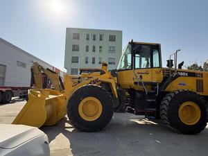 Chargeuse sur pneus Komatsu WA380 d'occasion, type chenillé, moteur d'origine japonais puissant, prix réduit, vente de boîte de vitesses, pompe, roulement - Product Image 2