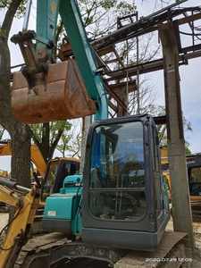 Excavatrice Kobelco SK75 d'occasion, moteur haute efficacité, engin de terrassement, bras long, modèle 2017, poids opérationnel de 7 tonnes, vente flash - Product Image 4