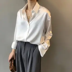Chemise en Soie Satinée Boutonnée Mode Automne 2025, Blouse Vintage Femme Élégante Manche Longue Ample pour la Rue - Product Image 2