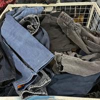 Celana Jeans Kasual Bisnis Bekas Berkualitas Tinggi Grosir Ukuran Besar Pakaian Pria dan Wanita Stok Fashion Bekas