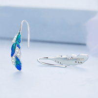 Boucles d'oreilles ouvertes en argent sterling 925 avec plume bleue éblouissante et sertissage pavé de zircone cubique pour femme, cadeau d'anniversaire, bijoux raffinés et chics BSE707