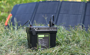 Centrale électrique portable 12V 60Ah 50Ah avec <span class=keywords><strong>borne</strong></span> M8 12.8V LiFePo4 batterie <span class=keywords><strong>de</strong></span> Charge voiture moteur <span class=keywords><strong>de</strong></span> pêche à la traîne <span class=keywords><strong>Camping</strong></span> RV batterie <span class=keywords><strong>de</strong></span> secours - Product Image 3