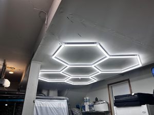 Suez ไฟโรงรถหกเหลี่ยมความสว่างสูง LED เพดาน2024ตามสั่งแบบโมเดิร์นออกแบบได้ตามที่ต้องการ - Product Image 3