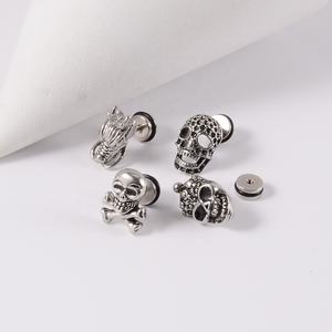 Boucles d'oreilles vintage punk en or, clous d'oreille, crâne, griffe de démon, squelette, pour hommes, femmes, unisexe, tendance, en acier inoxydable, cadeau de fête, bijoux - Product Image 3